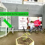 Wohnung In Linden - Stadtleben - 68Qm, Kueche, Bad, 2 Balkons, 5 Personen, Wifi
